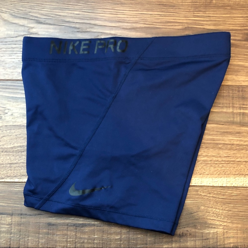 NIKE PRO